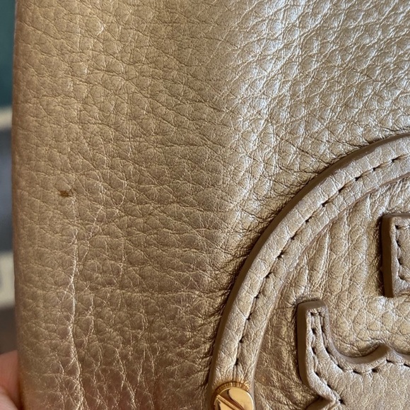 COPY - Gold Tory Burch crossbody clutch - Picture 7 of 10